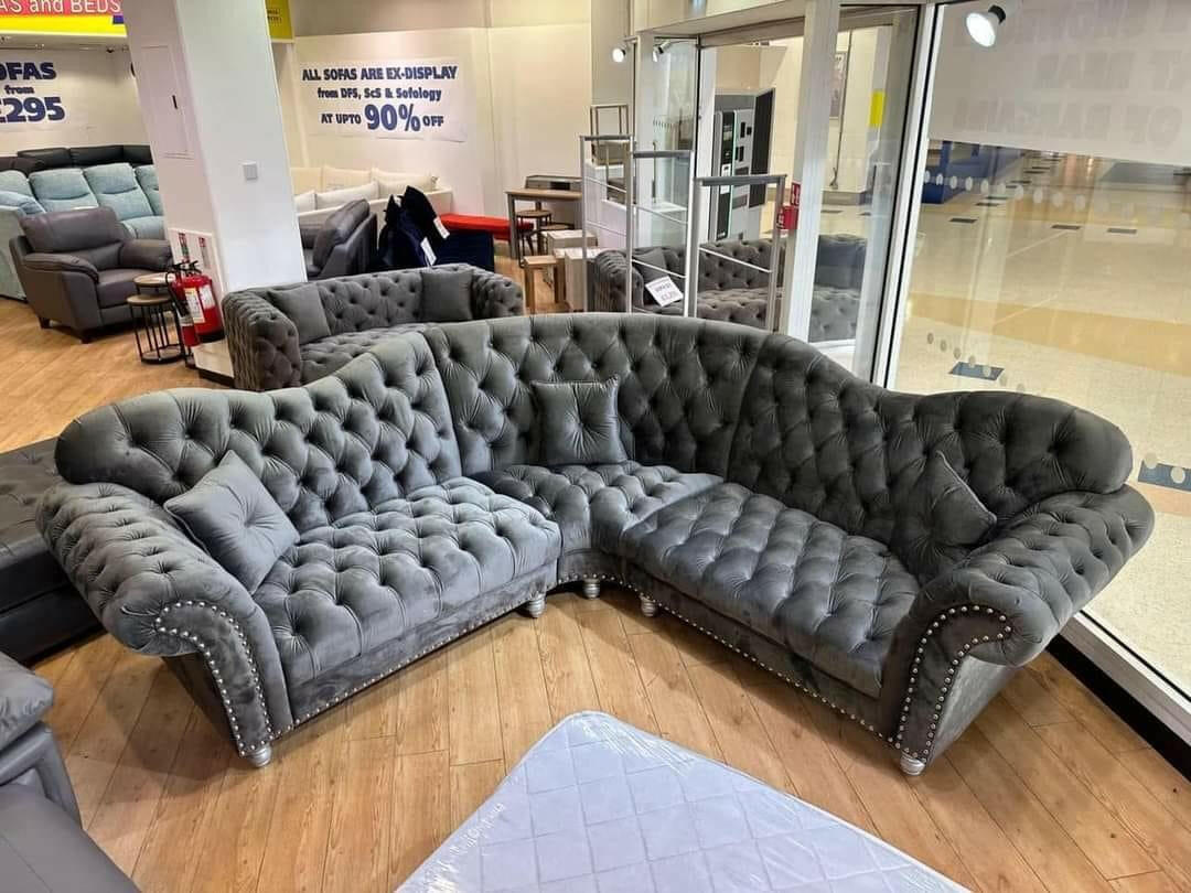 Elegance Sofa