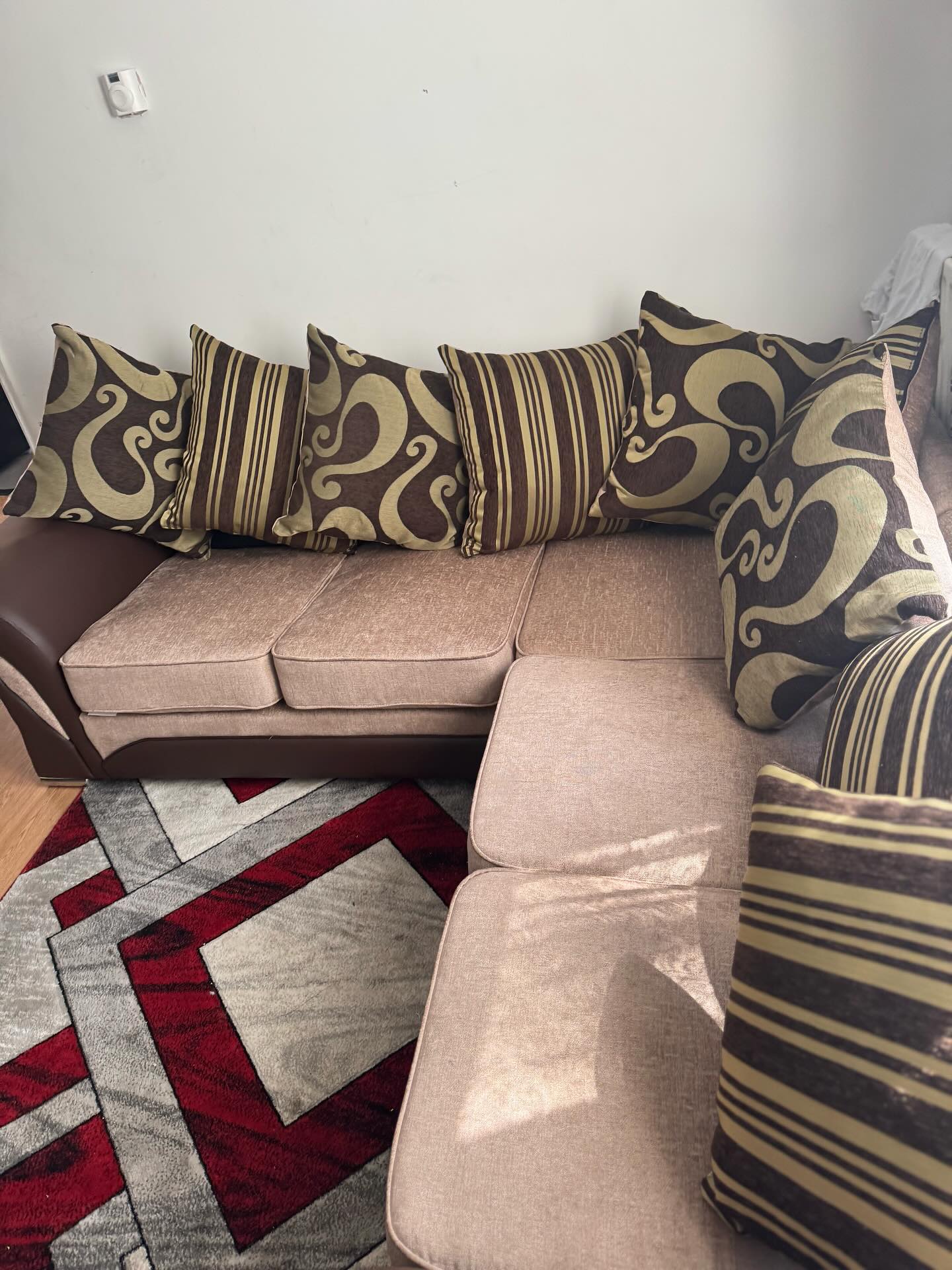 SHANNON SOFA