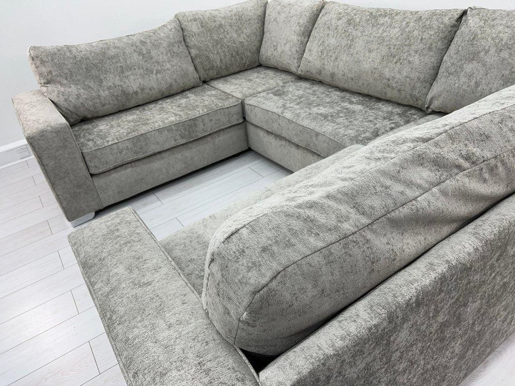 Reeve U Shape Sofa close-up detail