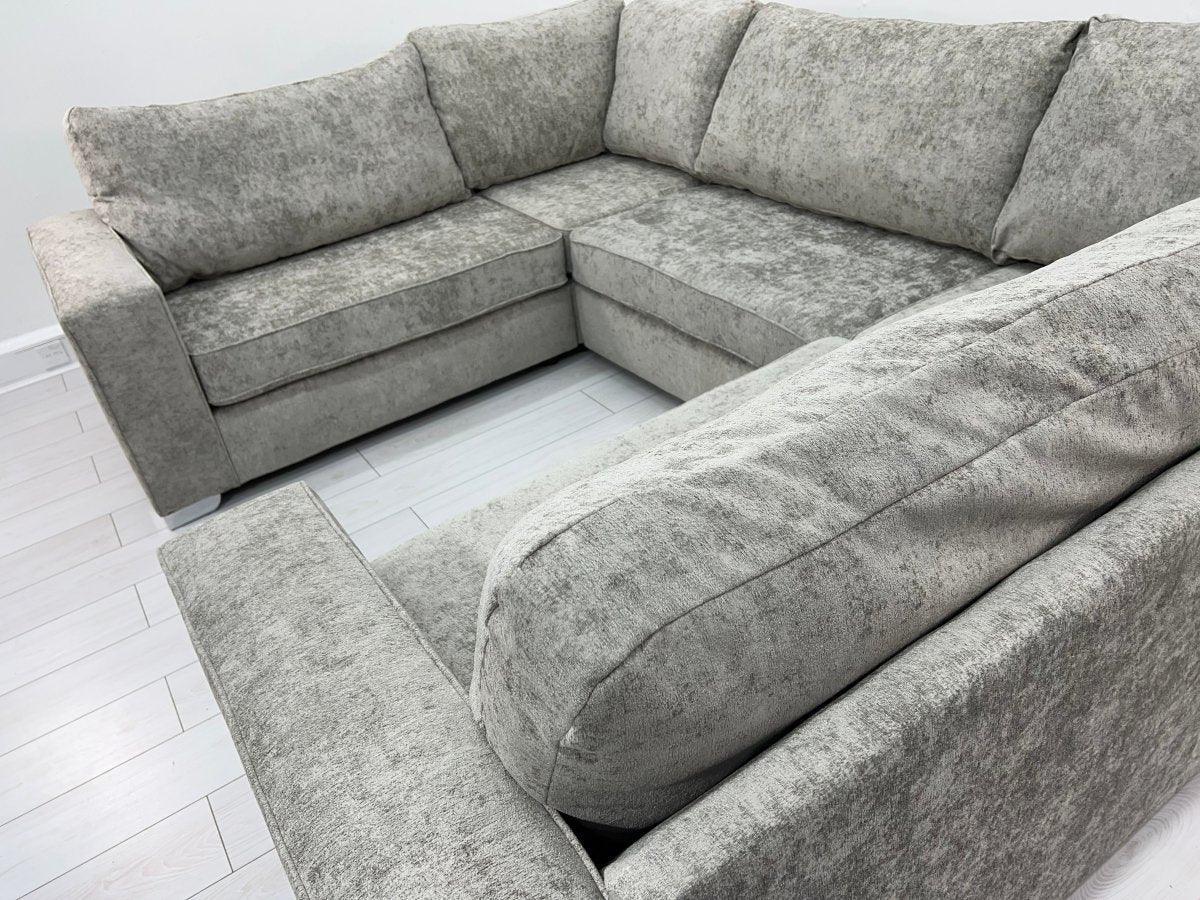 Reeve U Shape Sofa close-up detail