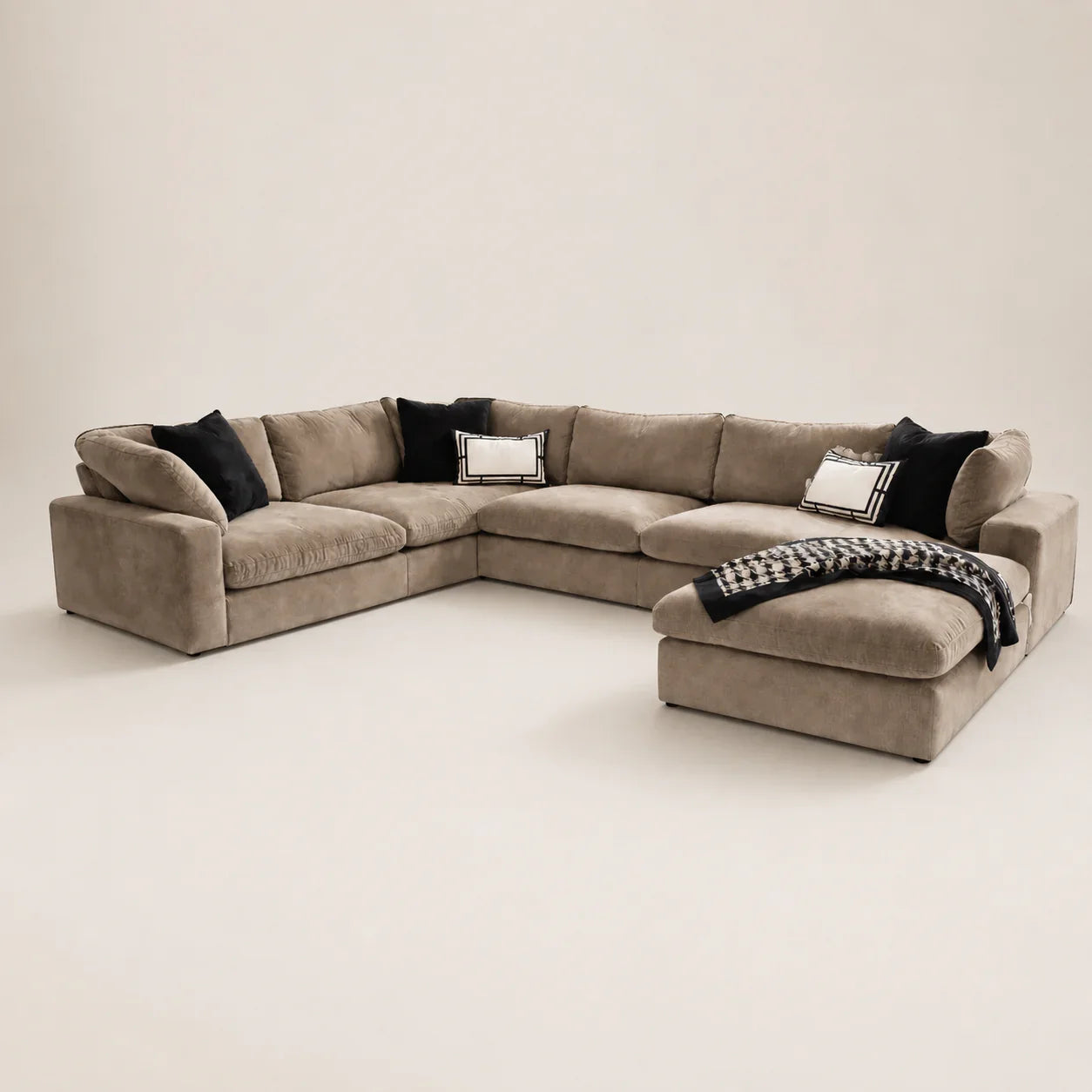 Kensington Large U-Shape Sofa & Footstool Bundle cushion and fabric detail